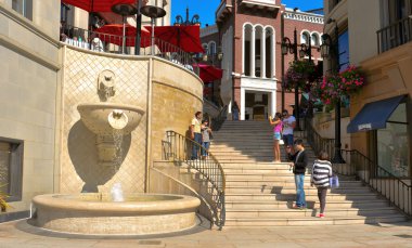 via Rodeo rodeo drive, beverly hills, Amerika Birleşik Devletleri