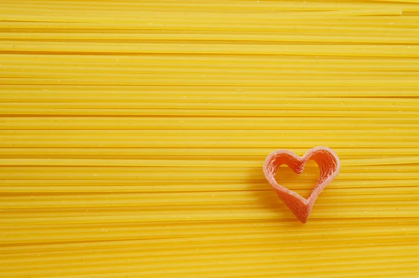 Hjärtformade pasta — Stockfoto
