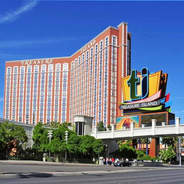 Treasure island hotel en casino in las vegas, Verenigde Staten — Stockfoto
