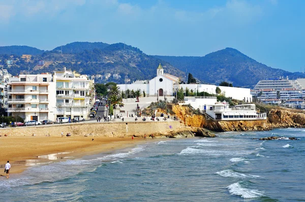 Sant sebastia strand in sitges, Spanje — Stockfoto