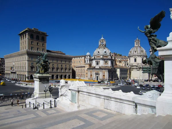 Rome,Vittorio Emanuele, Piazza Venezia — Stock Photo © samot #11791573