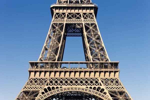 Parte da famosa Torre Eiffel — Fotografia de Stock