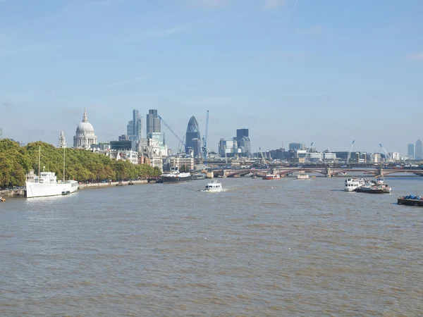 Ποταμός Thames στο Λονδίνο — Φωτογραφία Αρχείου