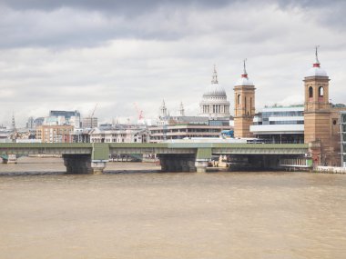 Londra 'da Thames Nehri