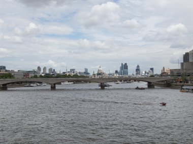 Londra 'da Thames Nehri