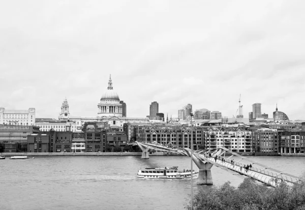 Rio Tâmisa em Londres — Fotografia de Stock