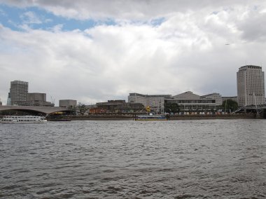 Londra 'da Thames Nehri