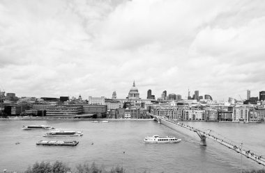 Londra 'da Thames Nehri