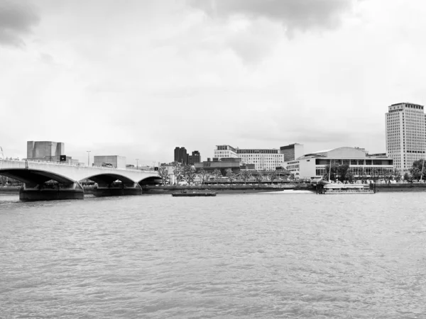 River thames south bank, Londra — Stok fotoğraf