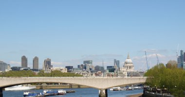 Londra 'da Thames Nehri