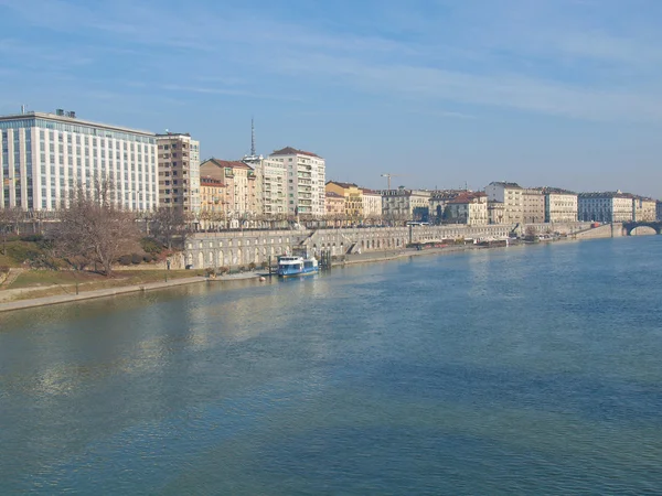 川 po、トリノ、イタリア — ストック写真
