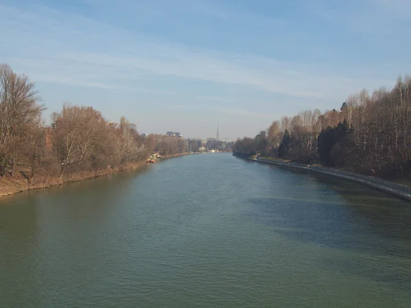 Nehir po, Torino, İtalya — Stok fotoğraf