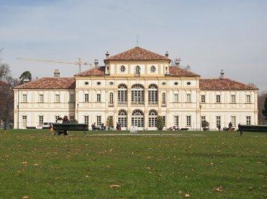 La tesoriera, Torino