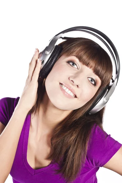 Mujer bonita escuchando, y disfrutando de la música —  Fotos de Stock