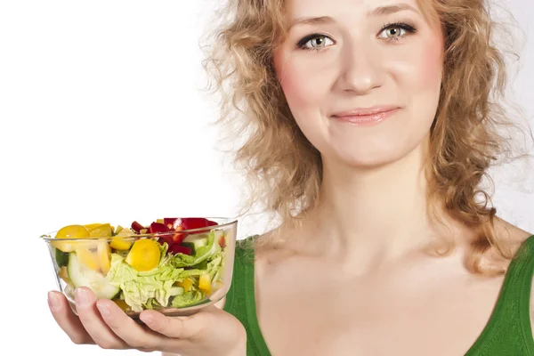 Здорова прекрасна жінка з салатом — стокове фото