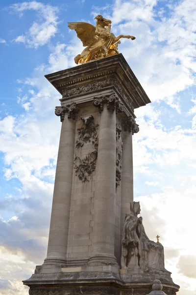 파리, 프랑스의 알렉상드르 3 세 다리 — 스톡 사진