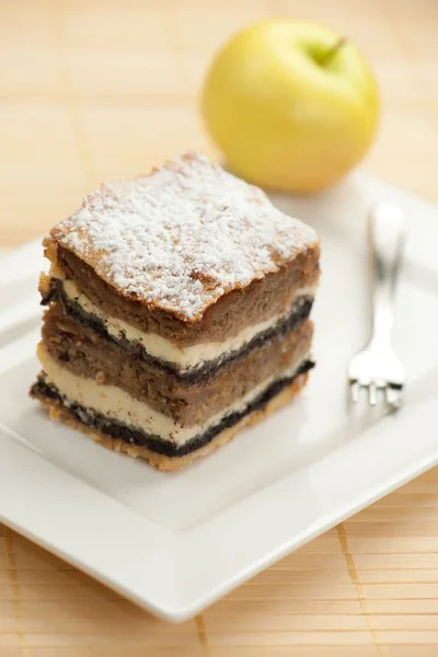 Stock image Gibanica - traditional slovenian apple cake