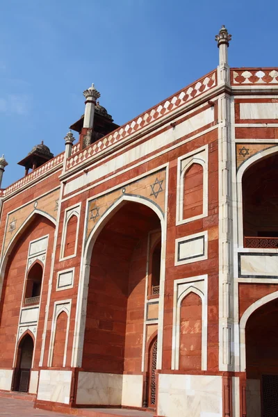 Humayun Tombeau à New Delhi pendant la journée ensoleillée, Inde . — Photo