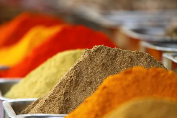 Traditionella kryddor-marknaden i Indien — Stockfoto
