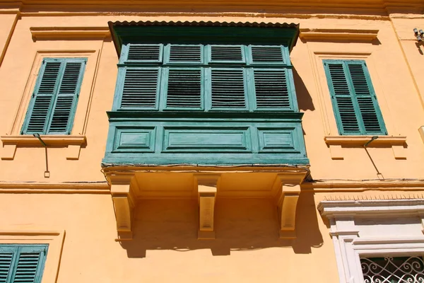 Traditionele maltese balkon, valletta, malta — Stockfoto