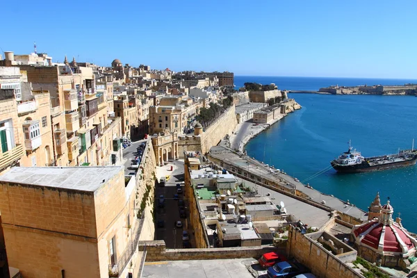 Traditional Maltese architecture in Valletta, Malta — Stock Photo, Image