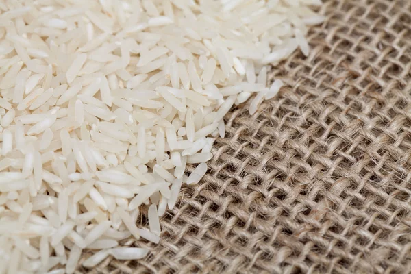 Ρύζι σε λινάτσα — Φωτογραφία Αρχείου