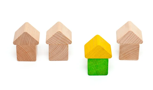 Blocchi di giocattoli disposti a formare case — Foto Stock