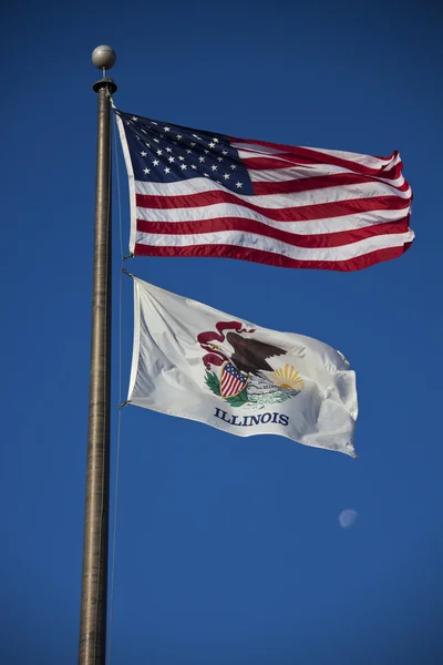 Bandeiras dos EUA e Illinois — Fotografia de Stock