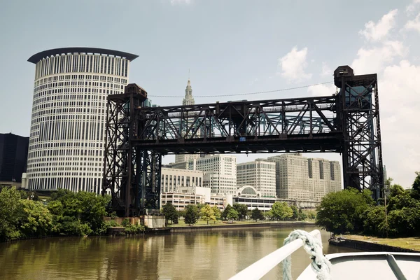 Cleveland sett från båten — Stockfoto