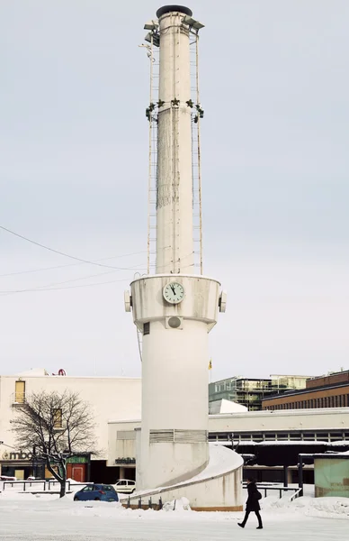 Torre do relógio no centro de Helsínquia — Fotografia de Stock