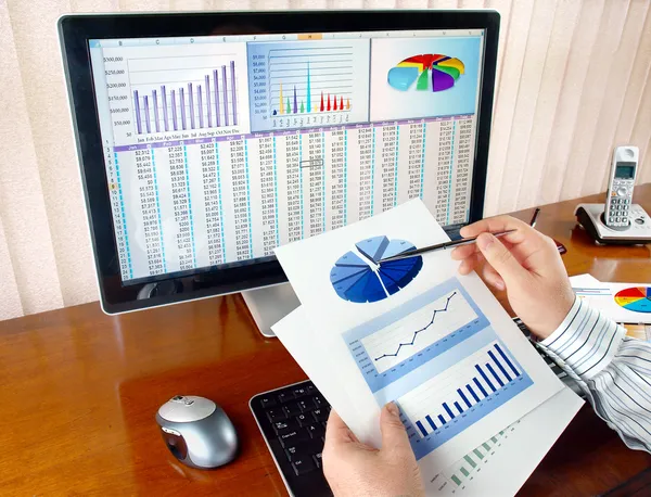 Daten analysieren — Stockfoto