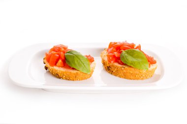 Bruschetta plaka üzerinde