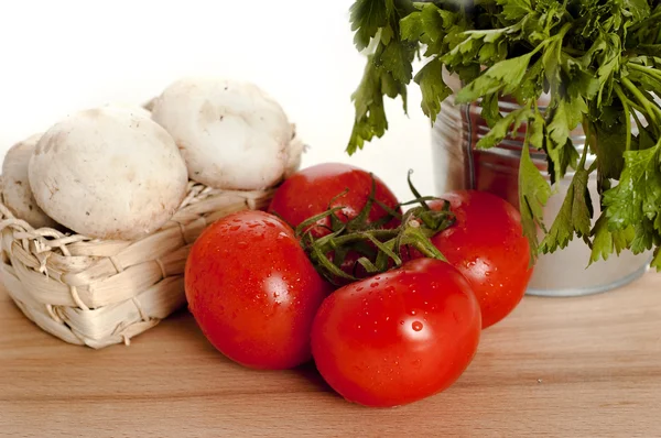 Tomatoes, champignon and parsley — Stock Photo, Image