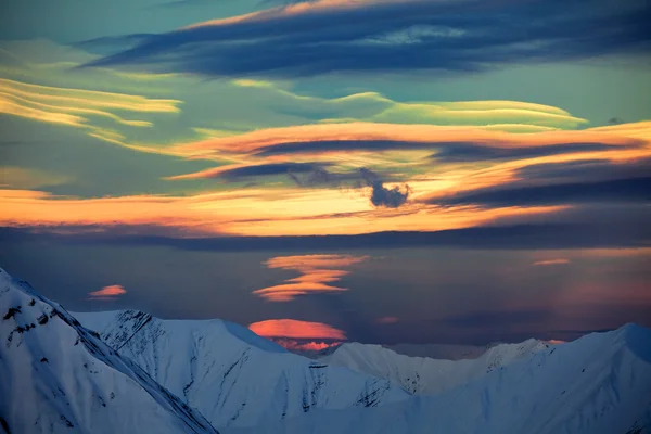 Pôr-do-sol nas montanhas Imagens Royalty-Free
