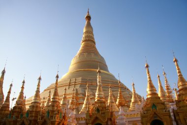 Shwedagon pagoda clipart