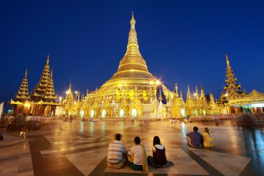 Shwedagon pagoda clipart