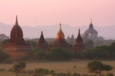 pagodadan, bagan, myanmar