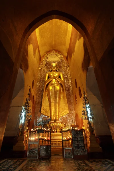 Какусанда Будда зображення, храм Ананди — стокове фото