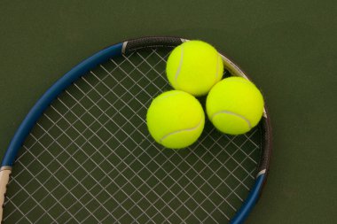 Sarı tenis topları - 5