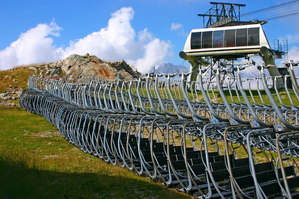 Seats of Ski Lift on the Ground — Stock Photo, Image