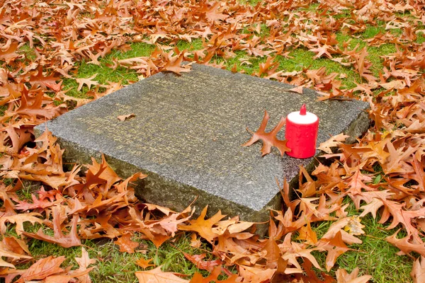 Niemiecki cmentarz wojskowy vladslo - szczegóły — Zdjęcie stockowe