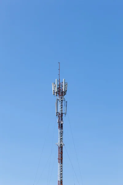 Telekomunikační věže. — Stock fotografie