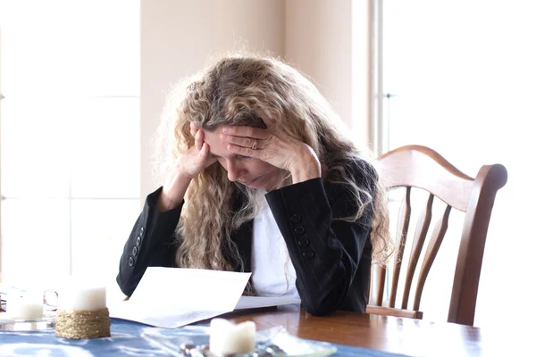 Woman worried about bills — Stock Photo, Image