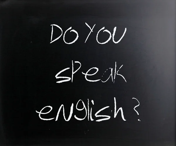 "Czy mówisz po angielsku "odręczny z białą kredą na blackbo — Zdjęcie stockowe