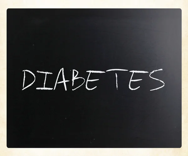 Slovo "cukrovka" ručně s bílou křídou na tabuli — Stock fotografie