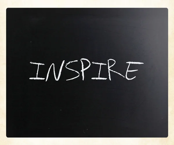 "黒板に白いチョークで手書きの「インスピレーション」 — ストック写真