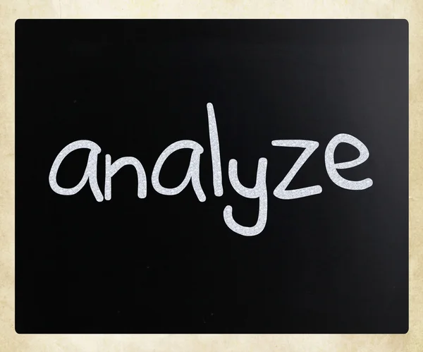 "Analyze" handwritten with white chalk on a blackboard — Stock Photo, Image