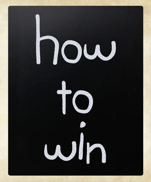 "Wie man gewinnt "handgeschrieben mit weißer Kreide auf einer Tafel — Stockfoto