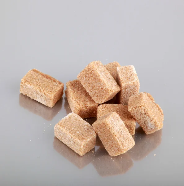 Cubes de sucre brun — Photo