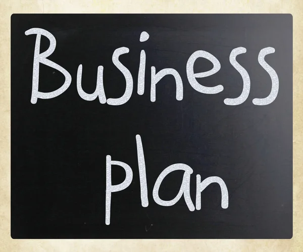 "Rencana bisnis "tulisan tangan dengan kapur putih di papan tulis — Stok Foto